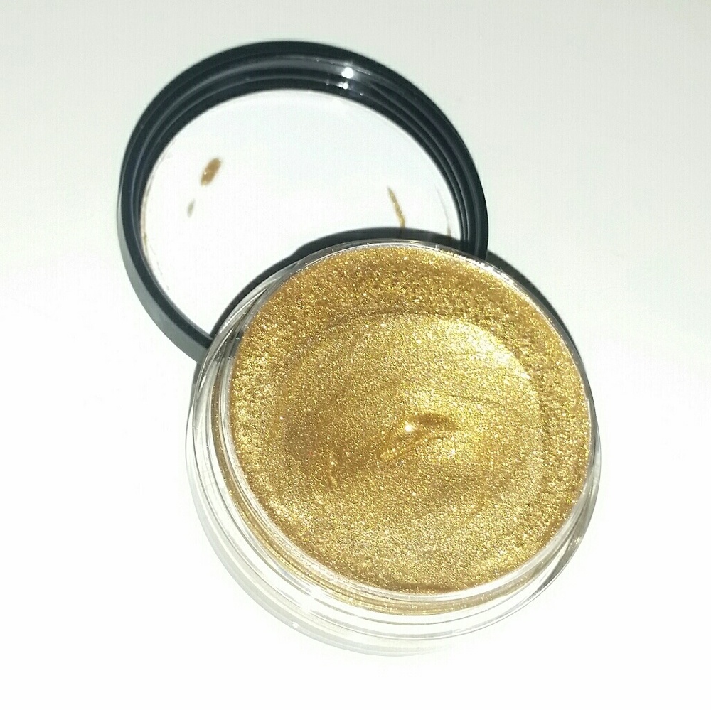 unused MAC eye gloss, shade money honey